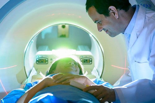 В каких случаях нельзя делать МРТ с нейросетью